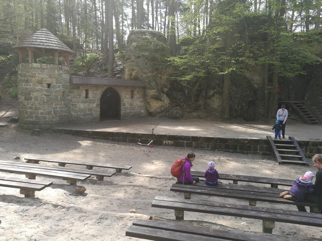 Pension Druhy Domov Nový Bor Exterior foto